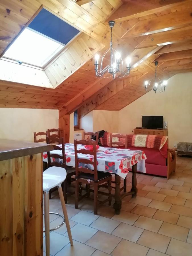Gite A La Ferme Le Malzieu-Ville Exteriér fotografie