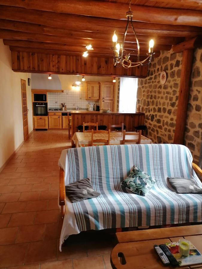 Gite A La Ferme Le Malzieu-Ville Exteriér fotografie