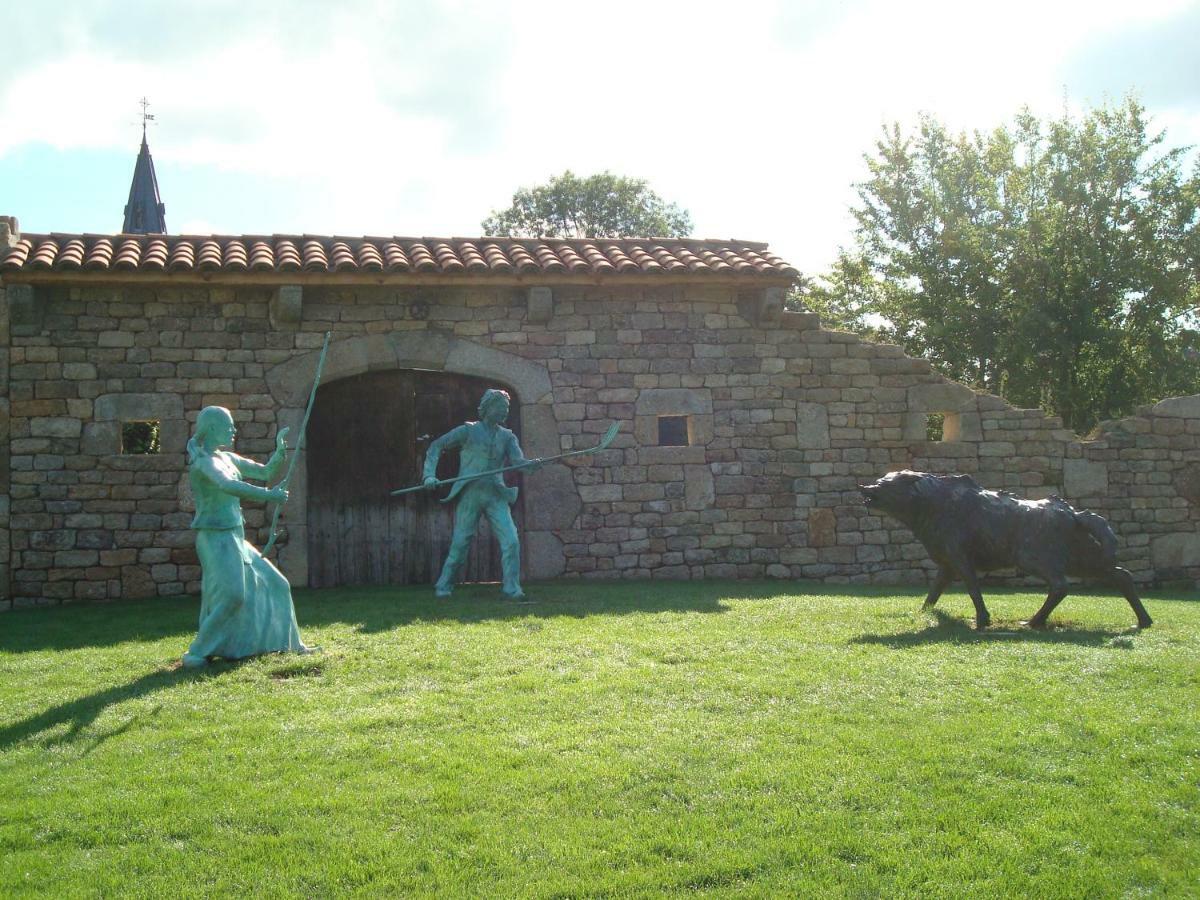 Gite A La Ferme Le Malzieu-Ville Exteriér fotografie